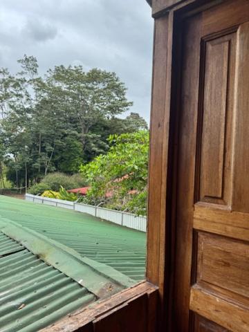 Хостел Alpha Arenal La Fortuna Екстер'єр фото